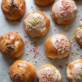 fastelavnsboller, fastelavn, boller, fastelavnsbolle, nemme fastelavnsboller, hurtige fastelavnsboller, klassiske fastelavnsboller